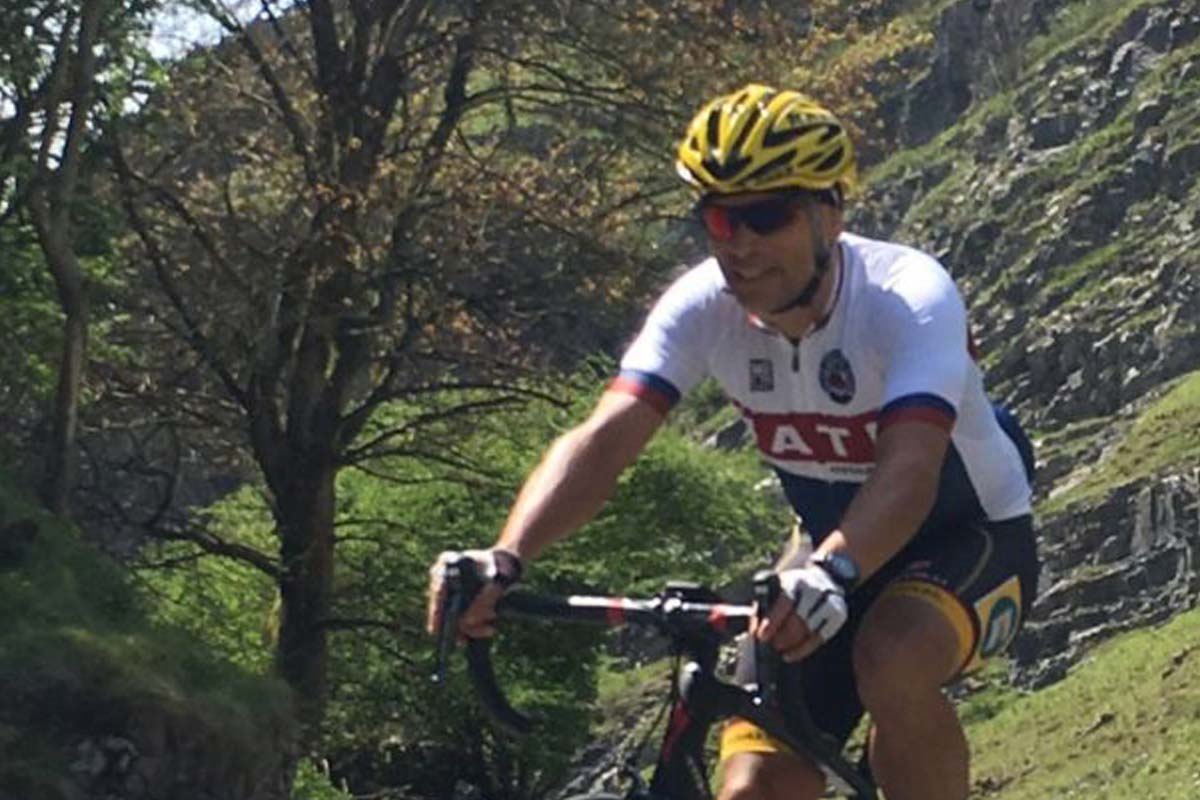 Your dentist Mark Vardon in Lycra